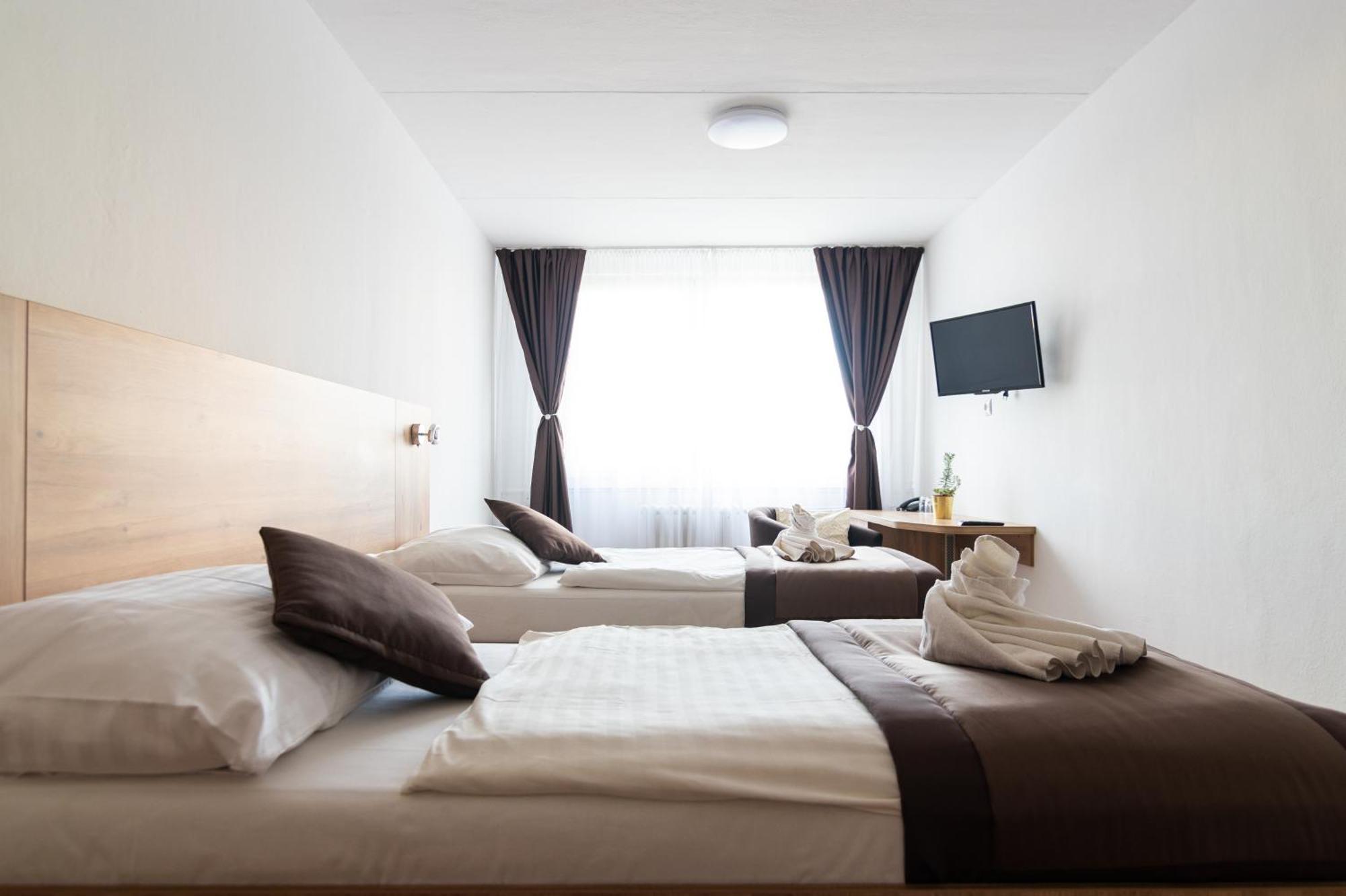 Hotel Akademia Košice Exteriör bild